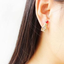 Stud European and American Earrings sieraden retro lippenstift de Eiffeltoren Rhinestone asymmetrische goudkleur vergulde Moni22