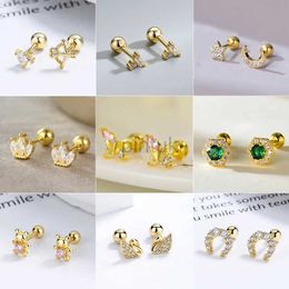 Stud Fashion Gold Color Butterfly Tragus Piercings for the Ear Helix Stud Oreads pour femmes Tibetan Charm Ear Oret Piercing Jewelry D240426
