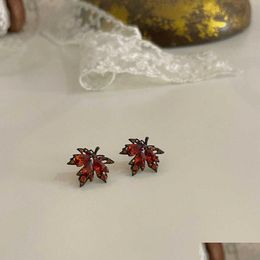 Boucles d'oreilles en forme de feuille d'érable rouge, bijoux à la mode, en Zircon microincrusté, livraison directe, Dh6Jt