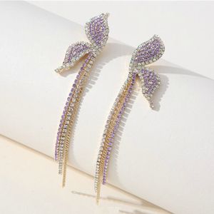 Pendientes de mariposa coreanos a la moda con pasador para mujer, circón brillante, borla larga, accesorios de joyería para fiesta y boda, venta al por mayor 230721