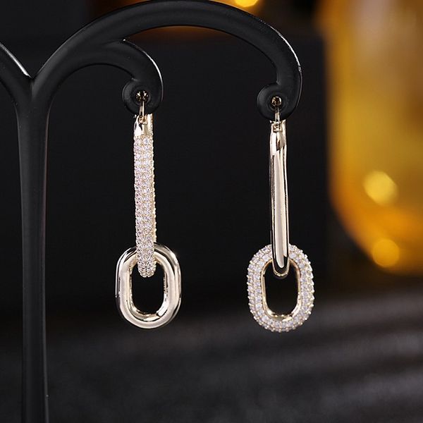 Fashion de Stud New INS Designador de lujo Diamond Zirconia Cadena de cobre Geométrica Clip en Pendientes para Mujeres Regalos S925 Post de plata