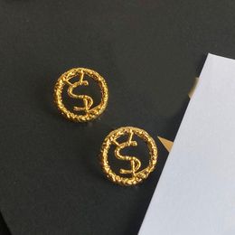 Stud Fashion Stud for Women Luxury Designer oorbellen Messing Pated Real Gold Laser Steel Print YS Alfabet sieraden voor vrouwen trouwgeschenken