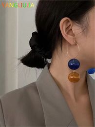 Stud boule de verre pendentif boucles d'oreilles style européen et américain personnalité mode long gland Mme fille accessoires de voyage 230621