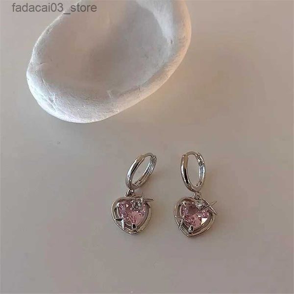 Stud Goth Harajuku Moda Pink Peach Heart Drop Pendientes colgantes para mujeres Egirl Sweet Cool Estética Y2K Accesorios Joyería Q240125