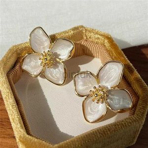 Stud Hibiscus liet glazuur Flower Stud -oorbellen voor vrouwen meisje Frans ins vintage 2023 mode Koreaanse bruiloft romantische sieraden geschenken D240426