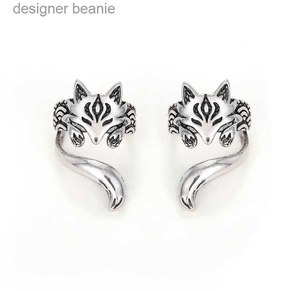 Stud Huitan Vintage Fox-shed Ear Cuff Pendientes para mujer Color plata antigua Pendientes de clip creativos Ropa diaria Joyería versátilL231201