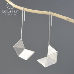 Stud Lotus Fun Long Hanging Insolite Or 18 carats Simple Origami Art Dangle Boucles d'oreilles pour les femmes 925 Sterling Silver Statement Fine Jewelry 230731