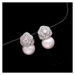 Stud Mooie Diamond Zirkon Camillia Flower Pearl -oorbellen voor vrouw Girls Super glinsterende ins Fashion Luxury Designer 925 Sier Post DHP82