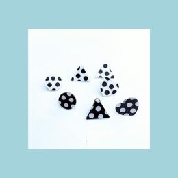 Stud Mooie Korean Fashion Black White Wave Point Ear Studs Acryl Simple Good Friend Heart Earrings Leuk cadeau Leuke Dot Stu Lulubaby DH9OS