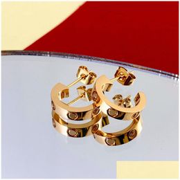 Stud Luxury Esigner Boucles d'oreilles en acier inoxydable pour femmes Love C Forme Creux 18 carats Or Bling Diamant Bagues d'oreille avec cristal brillant Par Dhsb0