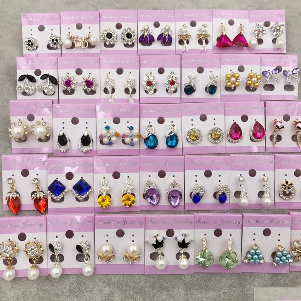 Lot mixte de goujons 50 Pcs/Lot boucles d'oreilles en cristal accessoires accessoires de décrochage au sol bijoux pour femmes livraison directe Dhgarden Dhnrg