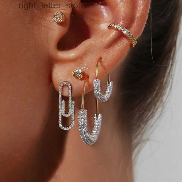 Stud Nouveau Zircon Safe Pin Hoop Boucles d'oreilles pour femmes Mode Hip Hop Métal Boucles d'oreilles suspendues en gros bijoux accessoires cadeaux YQ231128