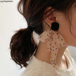 Boucles d'oreilles à point de ruban de goujon tendance coréenne Fashion dames pendentif 770p