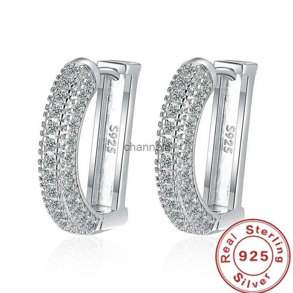 Stud S925 Sterling Silver Real Moissanite Letra D Pendiente de aro para mujeres Laboratorio brillante Diamante Hebilla de oreja Joyería fina Regalo YQ240110