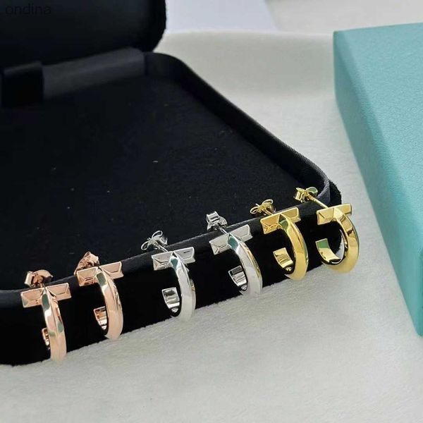 Stud S925 plata esterlina T letras círculo diseñador aretes para mujeres niñas 18k marca de oro aretes de lujo aretes aretes anillos fiesta joyería de boda 240306