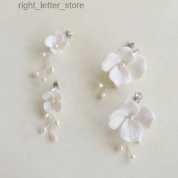 Stud slbridal ins style espumoso de circón de circón flores de cristal de porcelana perlas de agua dulce aretes de boda nupcial pendientes YQ231211