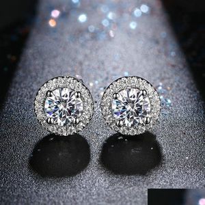 Stud Stud 925 Sterling Sier Earrings Classic Halo Round Cut 0.5CT 1CT Moissanite Diamond voor vrouwen Drop Delivery Sieraden DPT DHVLY