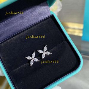 Stud Stud Voor Vrouwen Oorbellen Zilver T Ingelegde Lijm Drop Liefdevormige Studs Populaire Zoete Stijl Anti-Allergie Ooraccessoires 2024 Designer Oorbellen Sieraden Hoge Kwaliteit