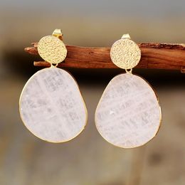 Stud Sweet Romance Pendientes de piedra natural para mujer Rose Quartzs Drop Dangle Earring Bold Elegant Earring Jewelry Wholesale 230731