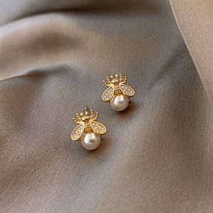 Estudio Trendy simple y lujoso arete de perlas encanto dama diseño de abejas pendientes de insectos joyas para mujeres fiesta de fiesta de niñas G324H