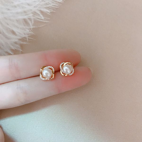 Stud Upscale 14k Gold Jewelry Pendientes de oro real Zircon Pearl Twist Luxury Stud Pendientes para mujeres Brincos Pendientes Bijoux 230426