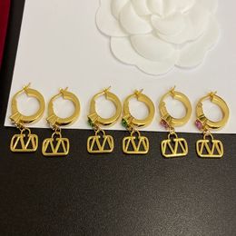 Stud Pendientes de mujer Pendientes de oro Pendientes de diseñador de lujo Joyería Brillante Pendiente de diamante Pendiente con caja V Aro Joyas Compromiso