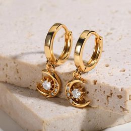 Stud Zircon en acier inoxydable Boucles d'oreilles brillantes étoiles Moon pour femmes Bijoux de mariage cadeau de mode pendentifs 231212