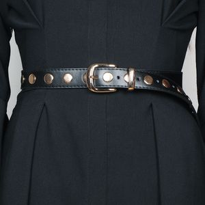 Studded riem heren trend punk denim riem mannelijke en vrouwelijke jeugd die hiphopdansnagels uitvoeren gedecoreerde riem