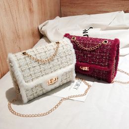 Dingen zakken modieuze wilde keten vrouwen handtassen winter luxe ontwerper kleine messenger tassen wol bolsa feminina 230505