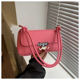 Spullen zakken dames modestijl crossbody tas modieuze en veelzijdige lente nieuwe draagtas enkele schouder kleine vierkante tas single-shoulder tas 1