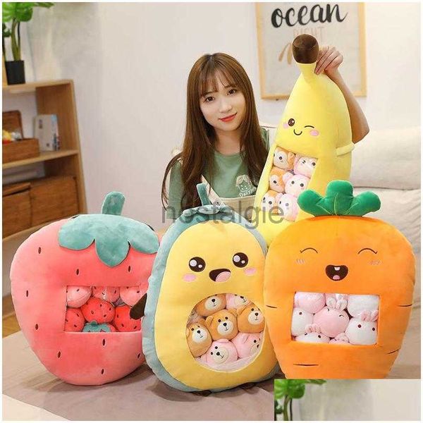 Animaux en peluche en peluche 1 fruit Snack plante Plugin jouet Stberry oreiller avec petite boule dessin animé banane avocat cadeau pour enfants 240307