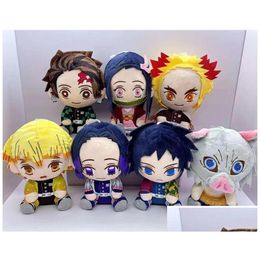 Animales de peluche rellenos 20 cm Dibujos animados Demon Slayer Toys Kazuma Tanjiro Nidouzi Mano Donew P Juguete Niños Regalo favorito Entrega de entrega Regalos Oto4R