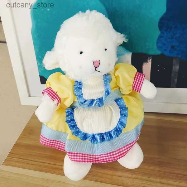 Animales de peluche de peluche 25 cm Lindo Oveja Peluche Juguete Vestir Muñeca Lobo Piel Cordero Flor Falda Enfermera Vestida Ovejas Kawaii Regalos de animales de peluche para niños L240320