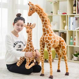 Animaux en peluche 60/80 cm girafe géante de la vraie vie, jouets en peluche de haute qualité, poupées douces pour enfants, cadeau d'anniversaire pour bébé, décor de chambre