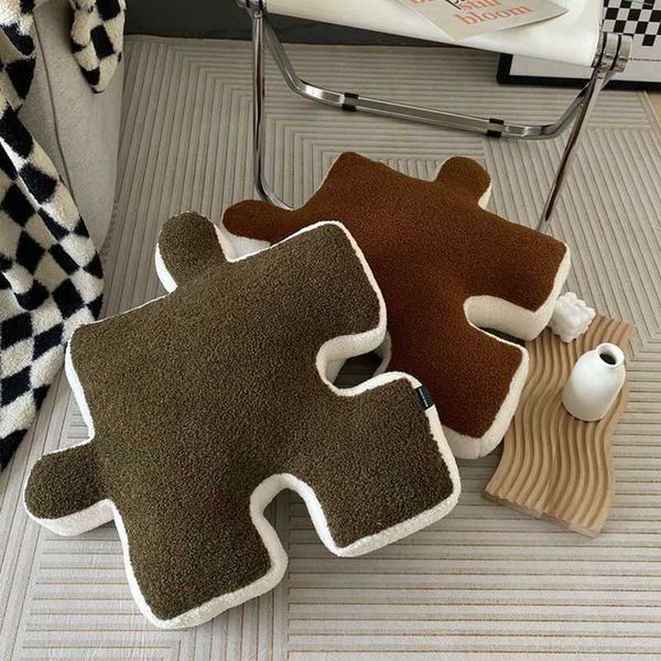 Animales de peluche de peluche en blanco y negro Estilo de decoración moderna simple Relleno de rompecabezas en forma de almohada Empalmable Alfombra colorida para el piso Juego de gateo para bebés Estera para niños L230707