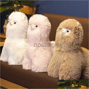 Animaux en peluche en peluche nouvelle poupée d'alpaga en laine longue jouet de cheval rose a un tissu confortable choses mignonnes pour fille décor de chambre à fourrure 240307