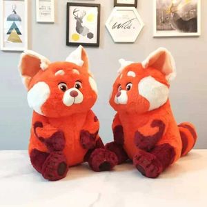 Gevulde pluche dieren Nieuwe draaiende rode versie van jeugdtransformatie Kawaii Toy Raccoon Doll Panda Childrens Gift Cute Q240515