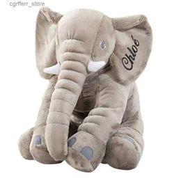 Animales de peluche rellenos bordado personalizado animal relleno gris suave almohada de elefante para bebés abrazo muñeca juguetes de felpa regalos bordados para bebés con nombre240327