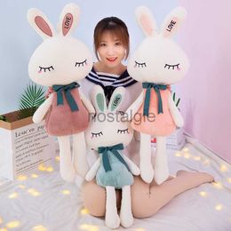 Peluche au détail mignon dessin animé princesse amour lapin poupée en peluche animaux petit jouet cadeau d'anniversaire pour les filles 240307