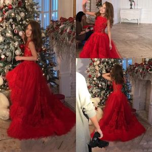 Étourdissement de la nouvelle robe de fleur applications en dentelle rouge cristal avec des enfants plumes balayage girls filles robes de concours de Noël robes d'anniversaire de Noël