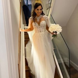 Prachtige kralen trouwjurken kanten bruidsjurken met cape appliqued sweetheart halslijn sweep trein tule vestido de novia