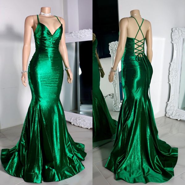 Superbe robe de bal sirène vert forêt pour femmes noires robes de soirée formelles en satin brillant robes à bretelles élégantes pour occasions spéciales robe de soirée à lacets dans le dos