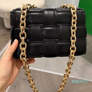 Impresionantes bolsos de tejer Bolsos de diseñador famosos de lujo Bolso de hombro Cross Body Clutch Lady Moda Cuero genuino Crochet Mujeres Crossbody Correa de cadena