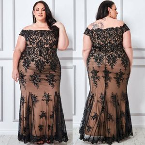 Prachtige plus size kanten prom -jurken van de schouder halslijn avondjurken zeemeermin kralen toegewezen vloer lengte speciale gelegenheid jurk