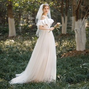 Superbes robes de mariée spaghtti tulle doux avec dentelle illusion corsage robes nuptiales balayez des robes de mariage jupes
