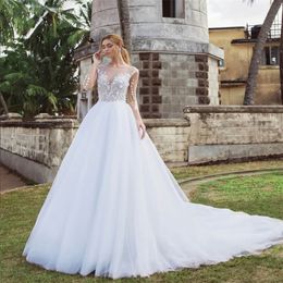 Stunning Bride 2024 Scoop Quarter Sleeves Appliques en dentelle Robes de mariée en ligne A-Line Robes de mariée en tulle formel