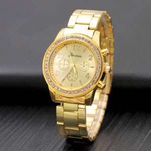 Estilo Geneva Three Eye Diamond Entreid Alloid Women's Steel Band Casual Jewelry Reloj