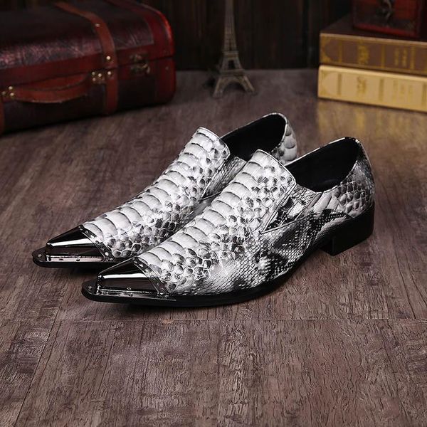 NUEVO estilo puntiagudo zapatos altos aumentados zapatos de hombre para bares/discotecas/pasarela estilista de moda zapatos de vestir de cuero con punta de acero hombre