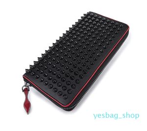 Style Red Bottom Bondage Piked Pited Femme Patent Real Cuir Couleur Rivets Sac Claquettes Dame Long Spols With Spikes Men Ponts