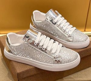 Stijl Sier Royal Designer Party Men Trouwjurk Schoenen Nachtclub schoenen Handgemaakt patroon Exotic Italië Loafers Fashion Lace-Up Casual Sneakers 981
